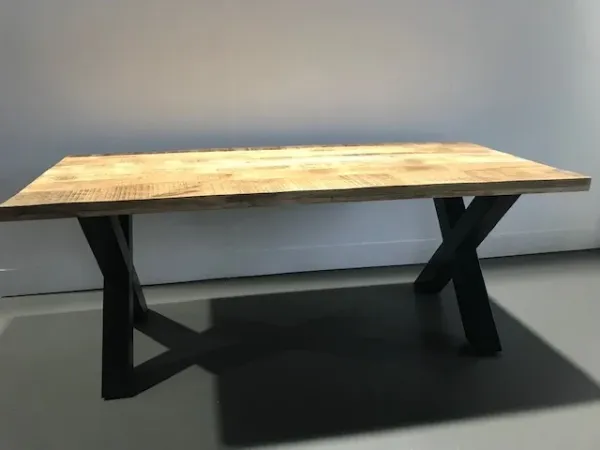 Afbeelding van Mango tafel met X-legs 180X90X78 CM.